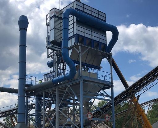 Dust extraction in a quarry