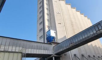 Grain dust aspiration in a grain silo - removal of explosive dust