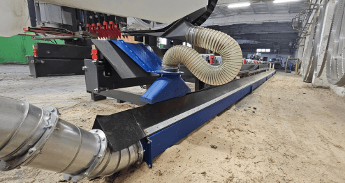 Cyclone separator at the extraction of the spreading saw